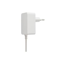 COMPACTE LADER MET MICRO USB AANSLUITING 5VDC 2.5A MAX. WIT