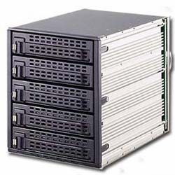 RAID UNIT VOOR 5 SCA SCSI HARDDISKS HOT SWAP ZWART