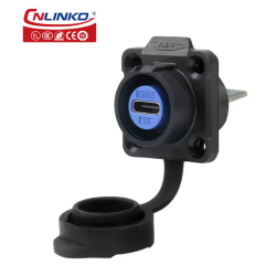 USB CHASSIS ADAPTER USB C->SOLDEER ZWART D-NORM