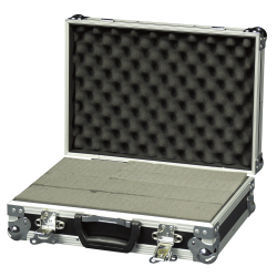 FLIGHTCASE 1 UNIVERSEEL MET PLUKSCHUIM